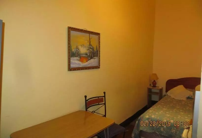 پانسیون Hostal El Rincon Marino