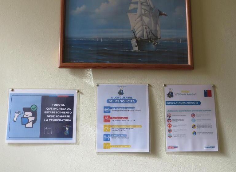 پانسیون Hostal El Rincon Marino