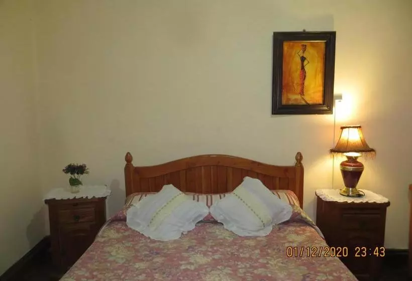 پانسیون Hostal El Rincon Marino