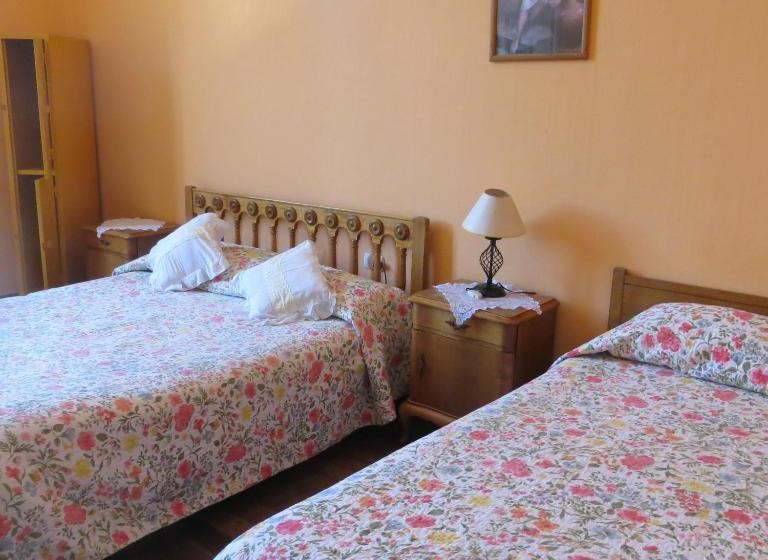 پانسیون Hostal El Rincon Marino