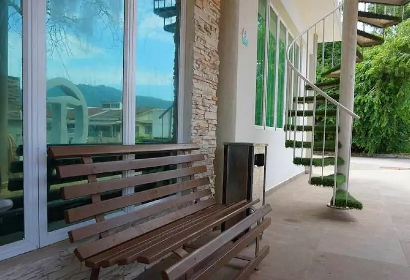 Majatalo Tropical Villa Kuantan