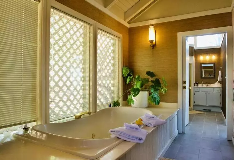 Lomakeskus Beaver Lake Cottages