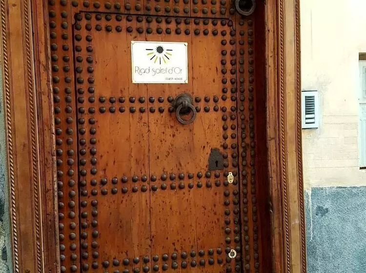 Riad Soleil D Or