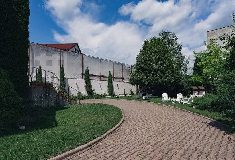 膳宿费 Flora Luxury House