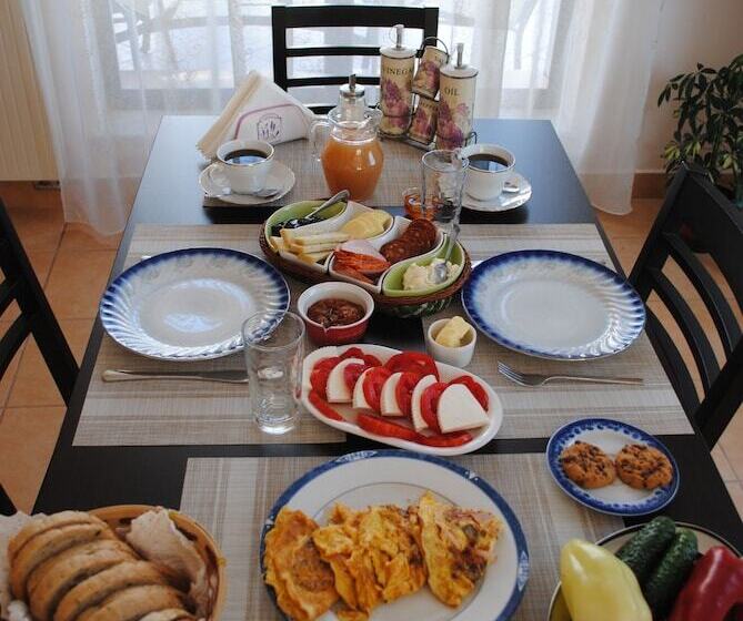 膳宿费 Flora Luxury House