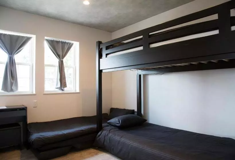 Majatalo Guest House Diphylleia Grayi