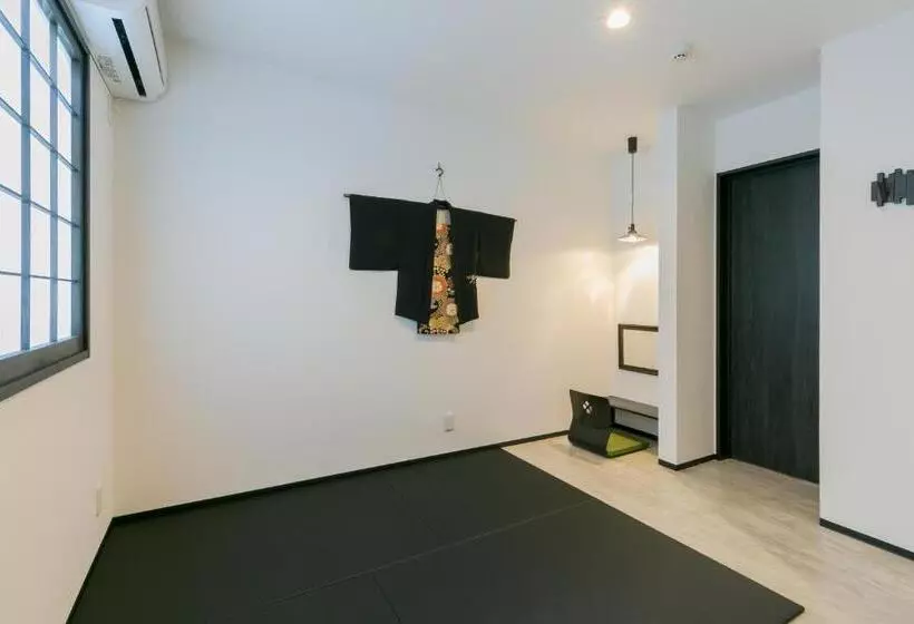 Majatalo Guest House Diphylleia Grayi