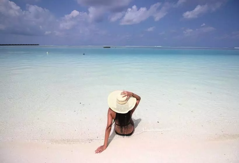 پانسیون Araamu Hotels Maldives At Dhiffushi