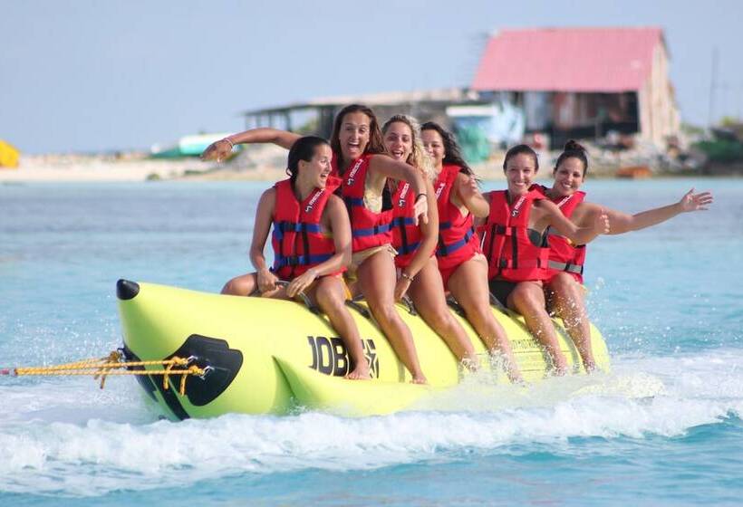 پانسیون Araamu Hotels Maldives At Dhiffushi