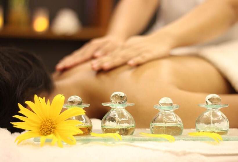 پانسیون Araamu Hotels Maldives At Dhiffushi