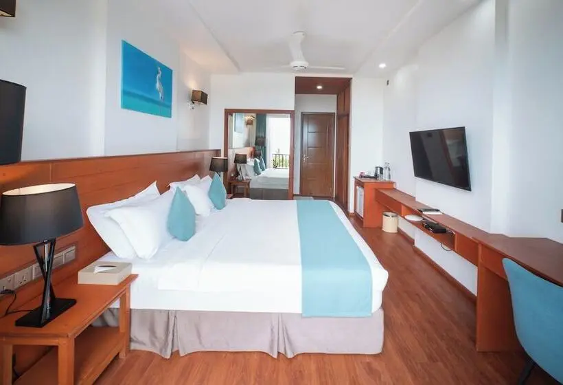 پانسیون Araamu Hotels Maldives At Dhiffushi