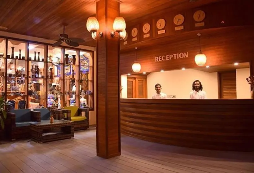 پانسیون Araamu Hotels Maldives At Dhiffushi