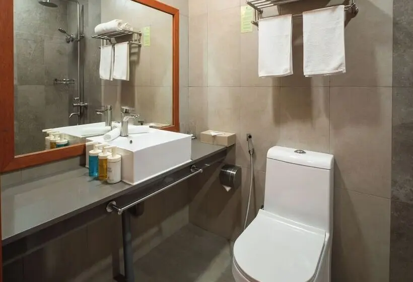 پانسیون Araamu Hotels Maldives At Dhiffushi