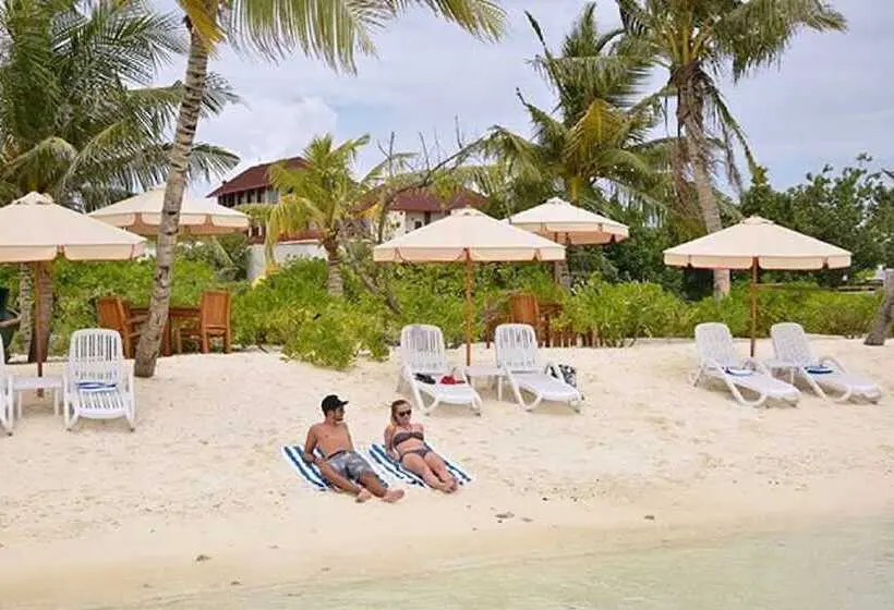 پانسیون Araamu Hotels Maldives At Dhiffushi