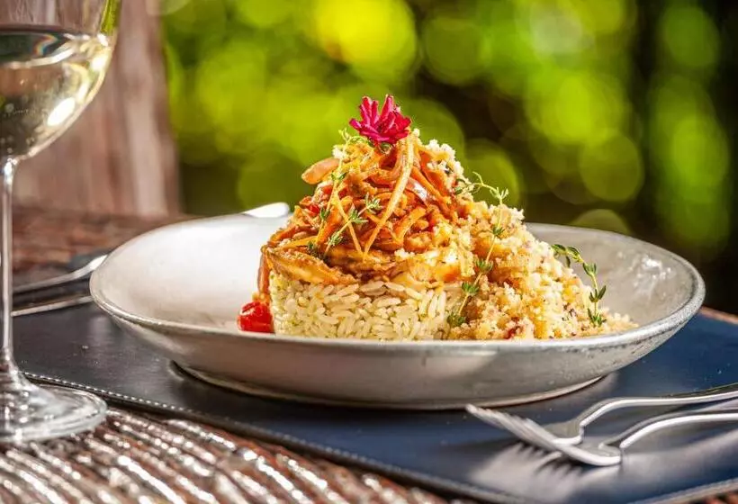 Majatalo Eco Luar Boutique