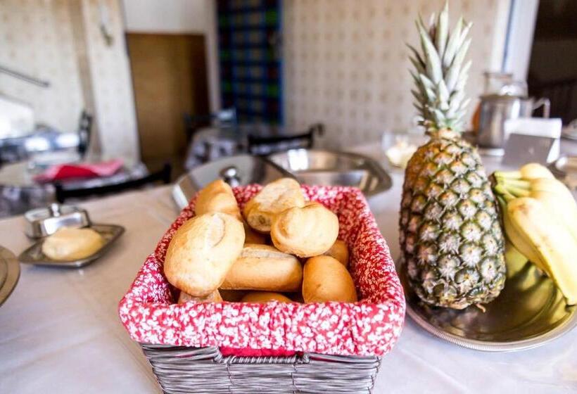 Pension (Hôtel basse catégorie) Pousada Rio Branco Nova Lima