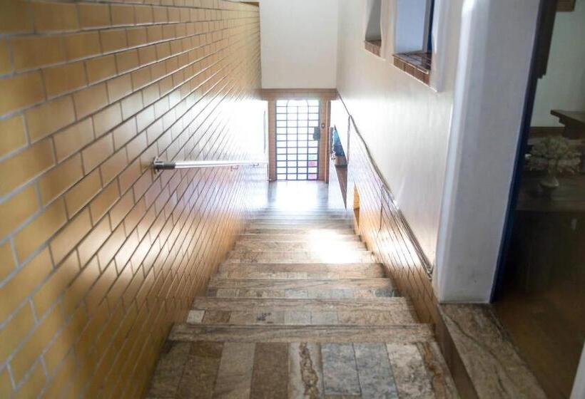 Pension (Hôtel basse catégorie) Pousada Rio Branco Nova Lima