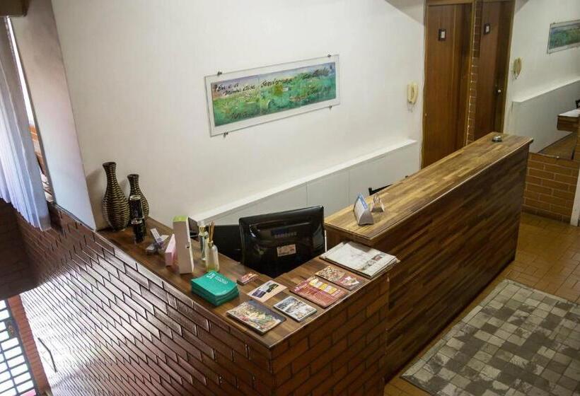 Pension (Hôtel basse catégorie) Pousada Rio Branco Nova Lima