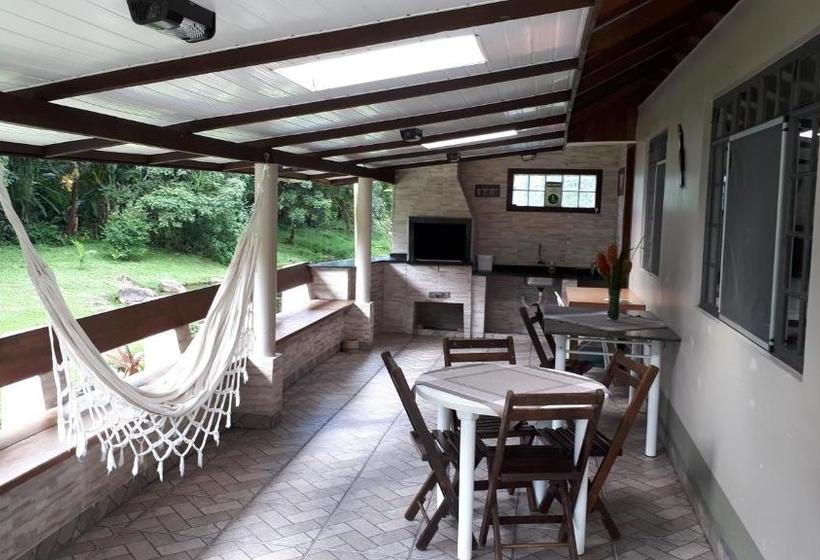 بنسيون Recanto Das Saíras