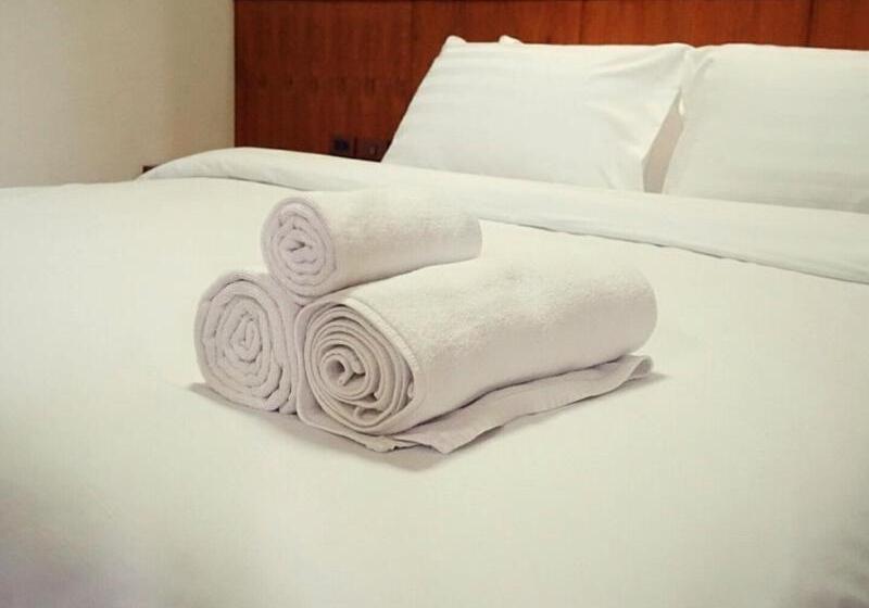 The Route Sriracha Hotel And Residence