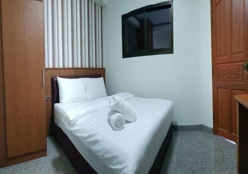 The Route Sriracha Hotel And Residence