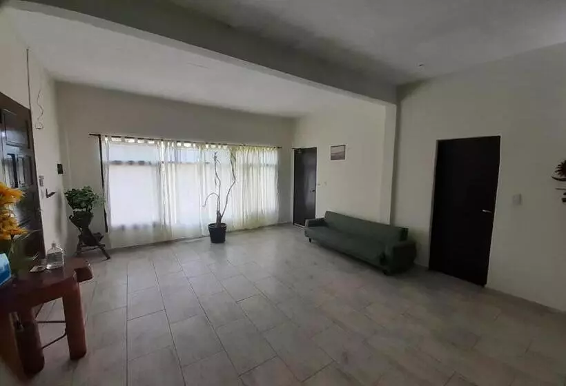 Retkeilymaja Alquiler Zona Centro