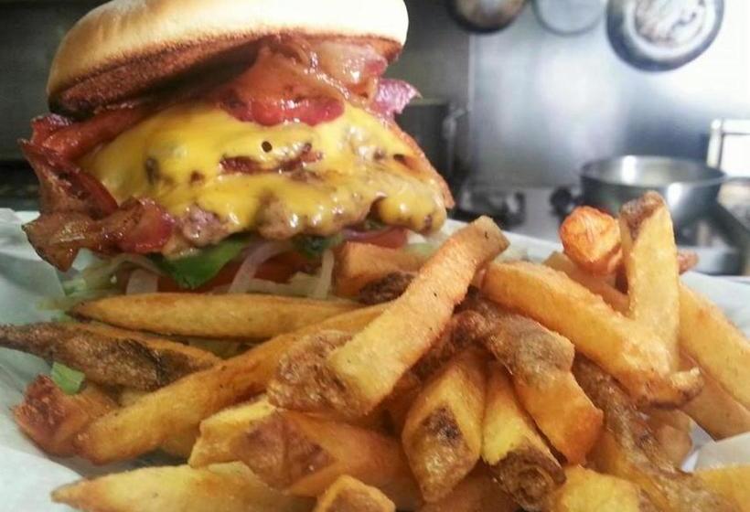 בית מלון כפרי Main Street