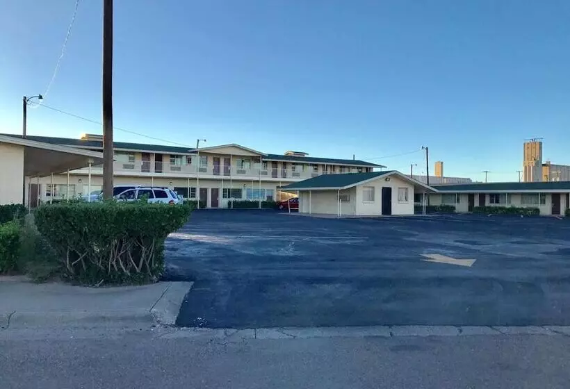 モーテル Scottish Inns & Suites