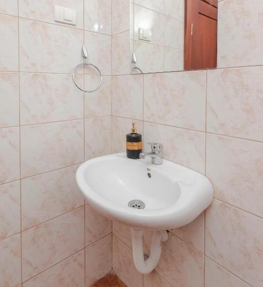 پانسیون Guest House Vila Vedesa