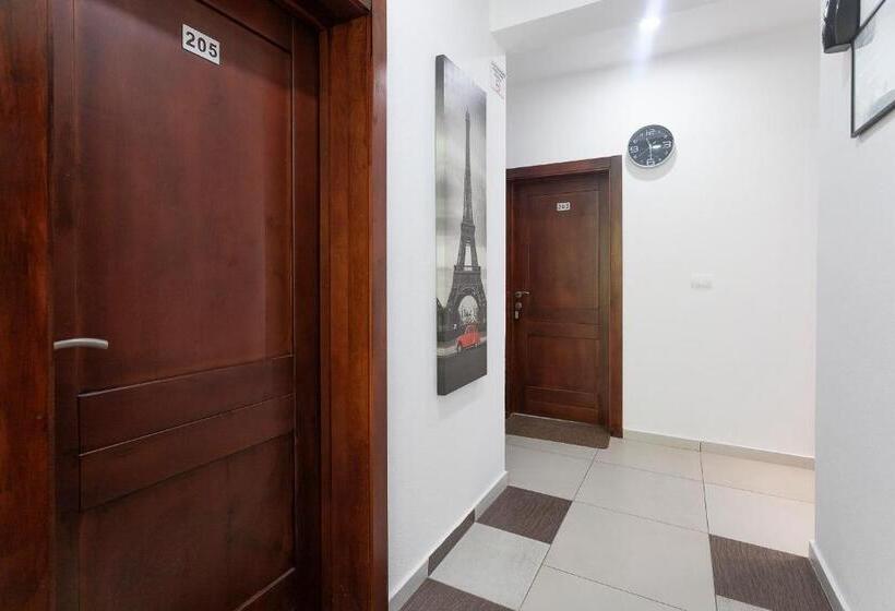 پانسیون Guest House Vila Vedesa