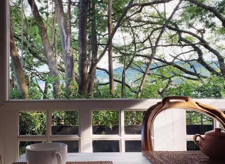 Majatalo Los Tarcos Guest House