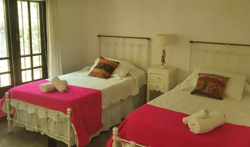 Majatalo Los Tarcos Guest House