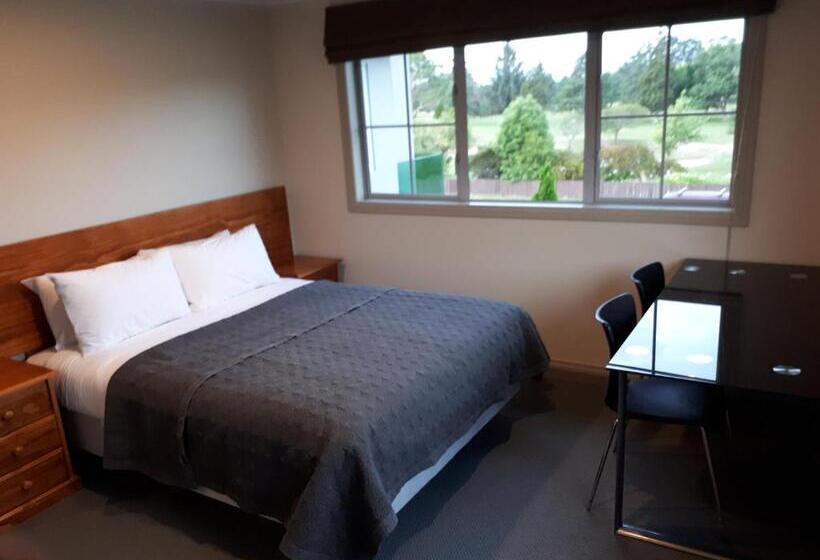 Majatalo St Andrews House