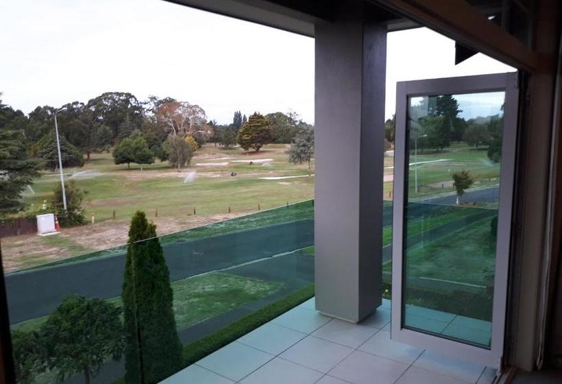 Majatalo St Andrews House