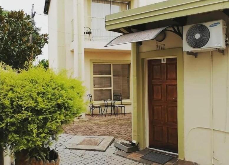 펜션 Zamambongi Guest House