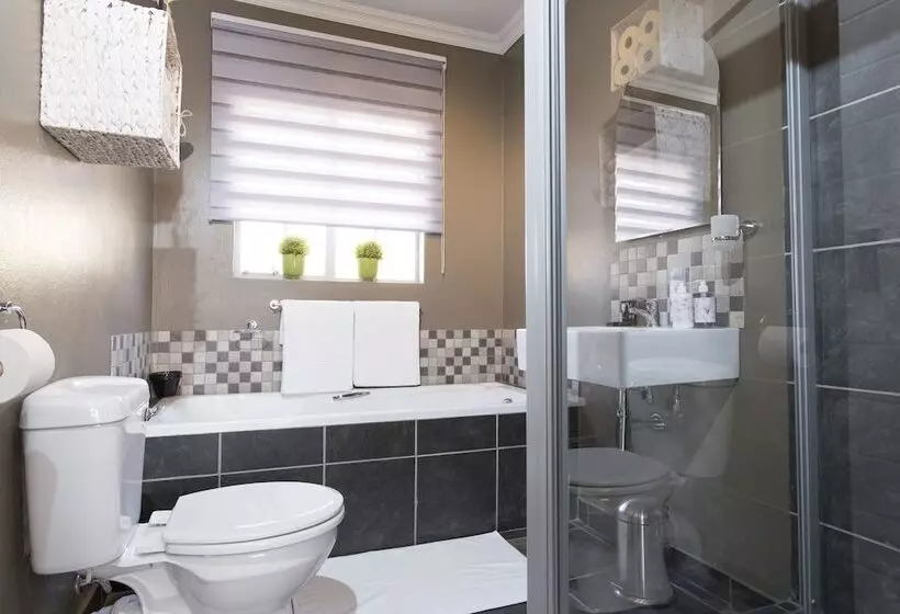 Hotelli 3 Lux Suites