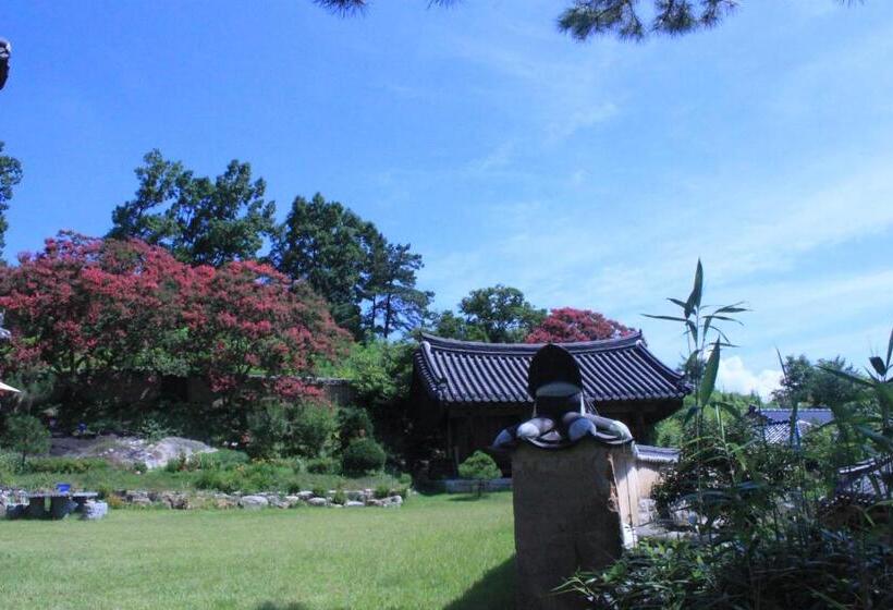 Pensão Ahndong Kimjongtaek Yangsodang