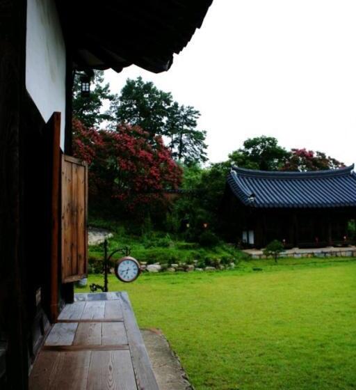 Pensão Ahndong Kimjongtaek Yangsodang