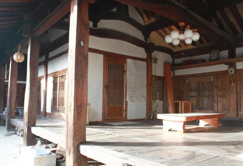 Pensão Ahndong Kimjongtaek Yangsodang