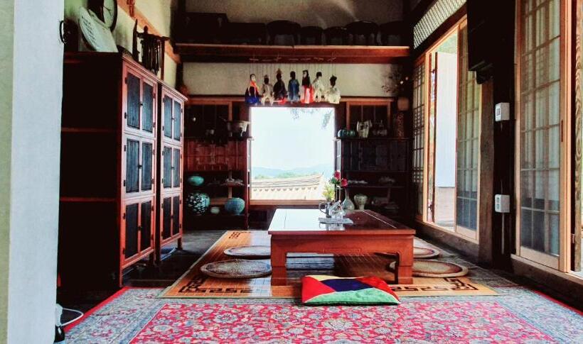 Pensão Ahndong Kimjongtaek Yangsodang