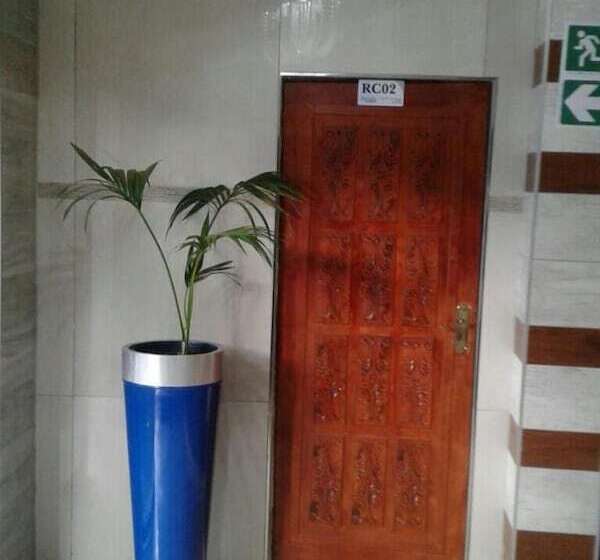 پانسیون Royal Crown Guesthouse