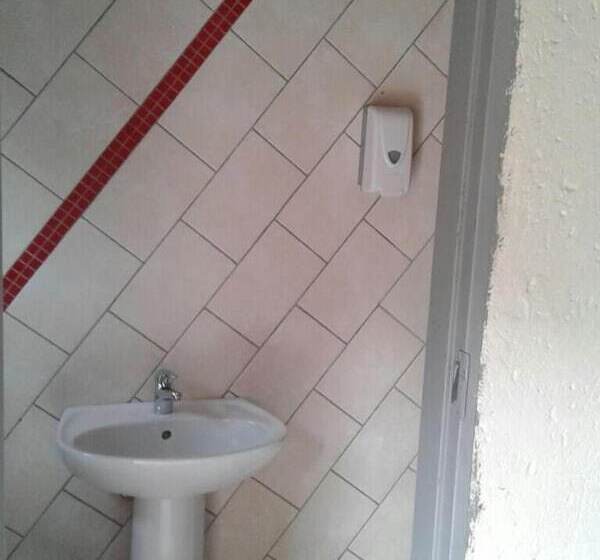 پانسیون Royal Crown Guesthouse