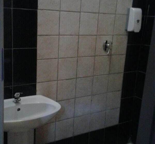 پانسیون Royal Crown Guesthouse