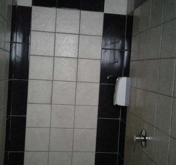 پانسیون Royal Crown Guesthouse