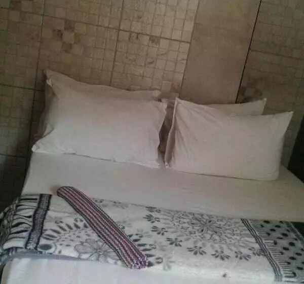 ペンション Royal Crown Guesthouse