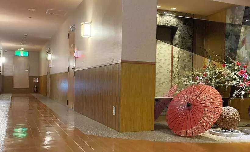 Hotelli Restay Tina Grace