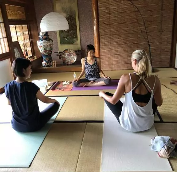ペンション Guest House Ne Doco