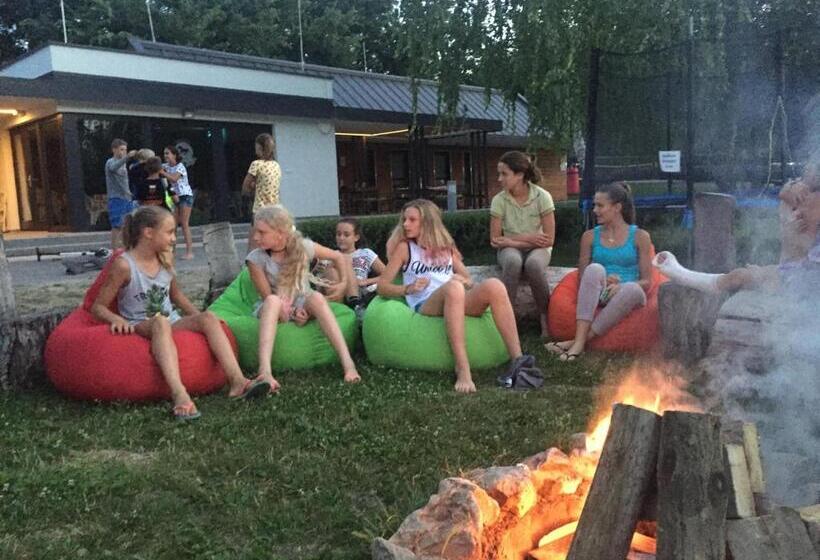 Пансион Mohácsi Wellness Vendégház és Lovasklub