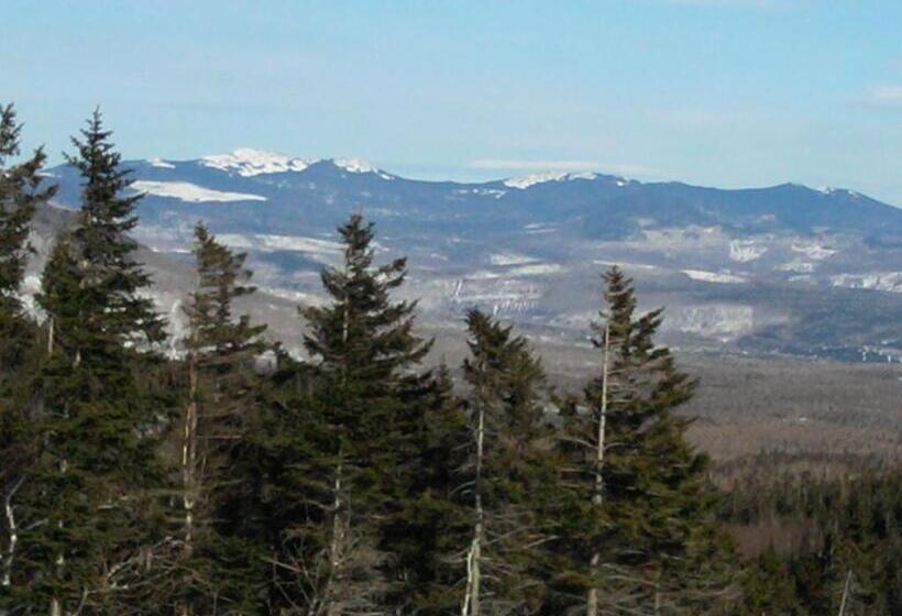 호스텔 Rangeley Saddleback Inn