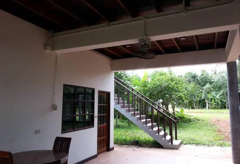 پانسیون Water S House